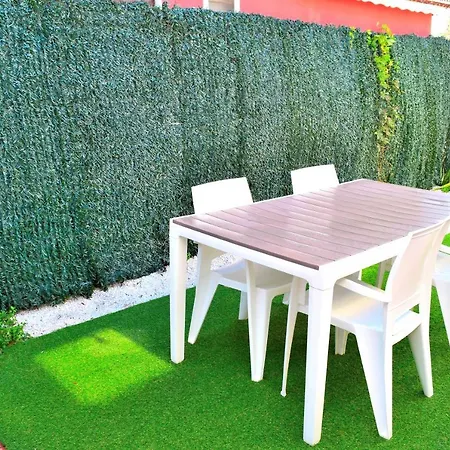 Casita Movil En Camping De Otel *