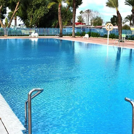 Parque de vacaciones Mobil En Camping De