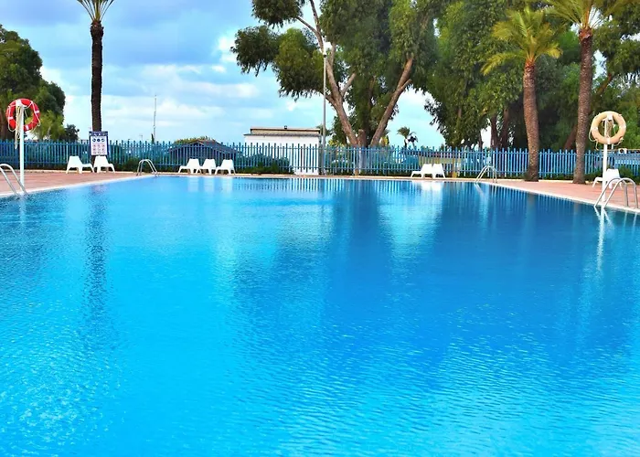 Casita Movil En Camping De 라망가델마르메노