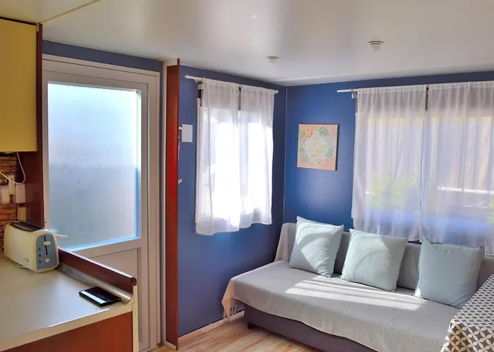 호텔 Casita Movil En Camping De