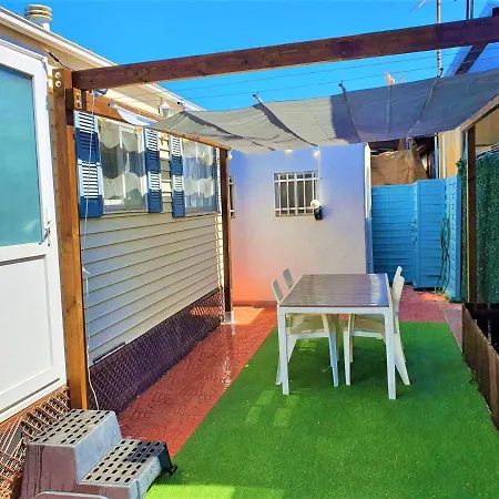 Casita Movil En Camping De *