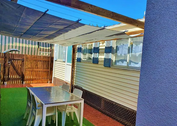 Casita Movil En Camping De 酒店 拉曼加戴尔马尔梅纳